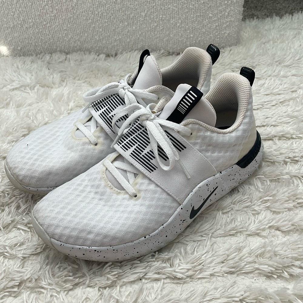 Nike Renew In-Season TR9 Shoes